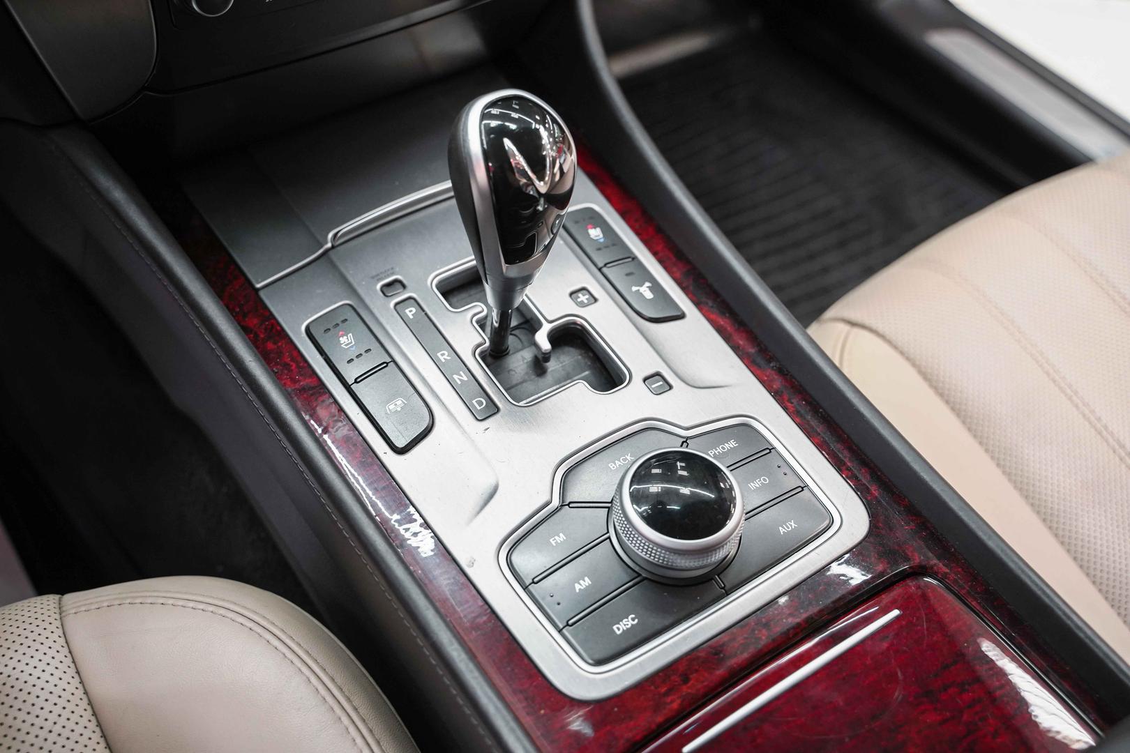 Hyundai Equus 2012, черный, ДЦ Орехово