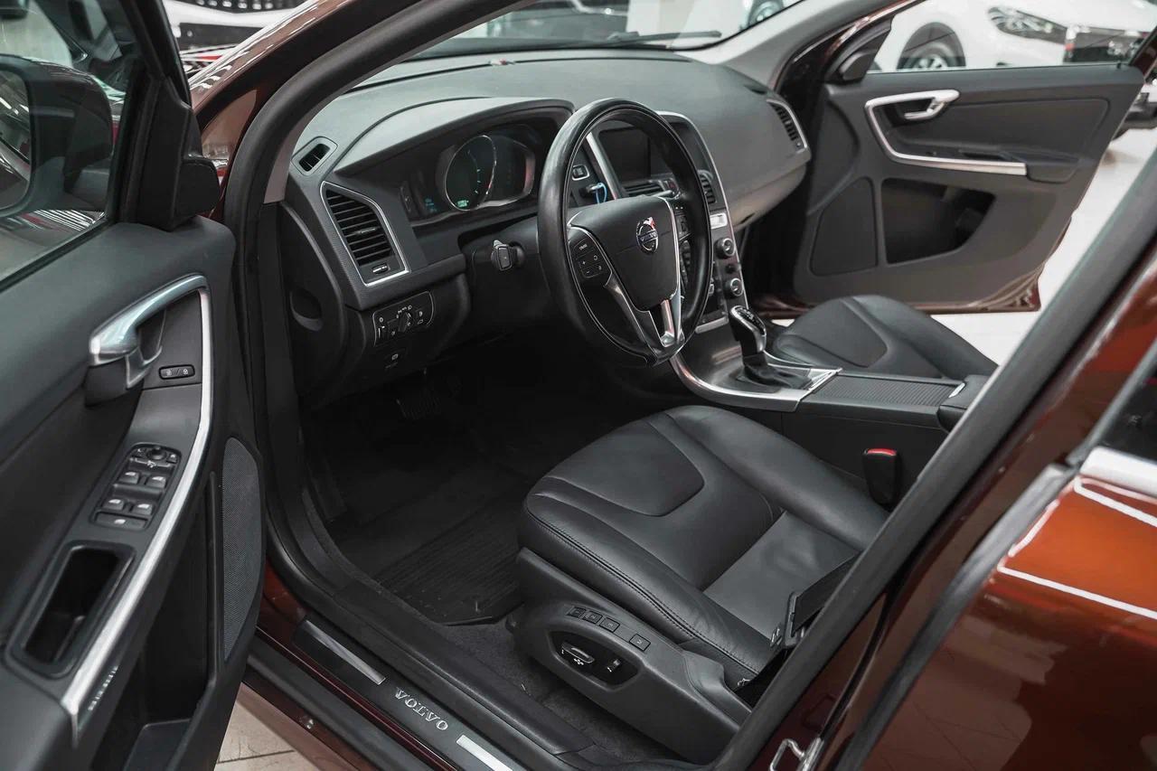 Volvo XC60 2013, коричневый, ДЦ Орехово