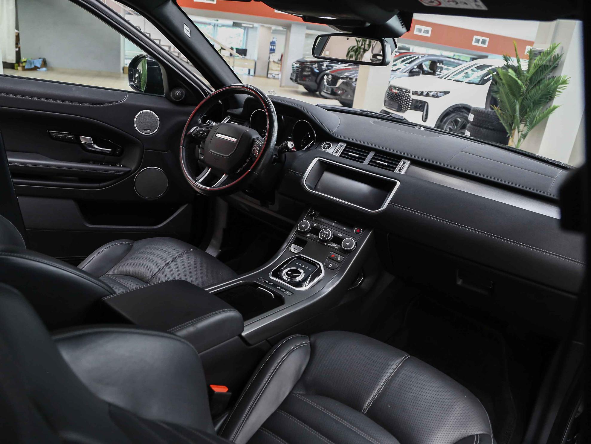 Land Rover Range Rover Evoque 2018, черный, ДЦ Орехово