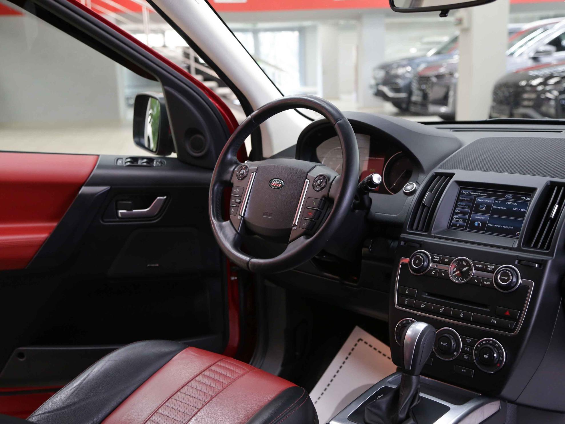 Land Rover Freelander 2013, красный, ДЦ Орехово