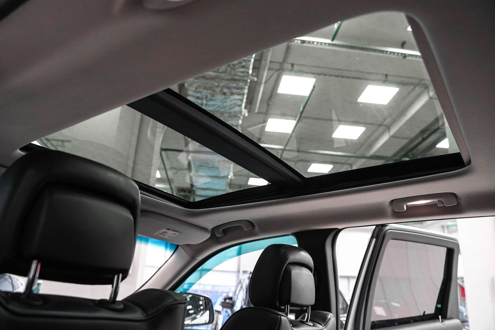 Jeep Grand Cherokee 2012, белый, ДЦ Орехово