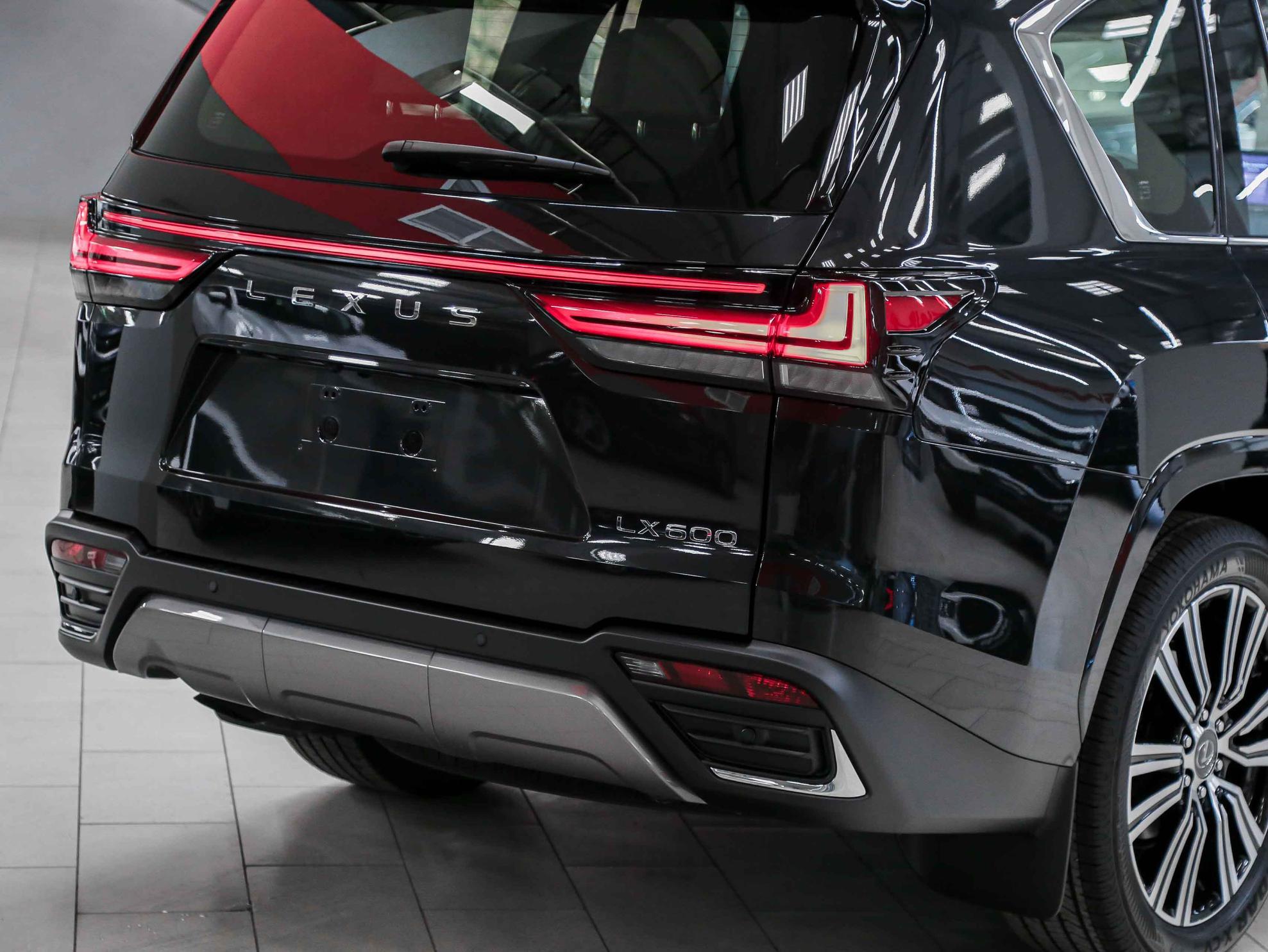 Lexus LX 2026, черный, ДЦ Орехово