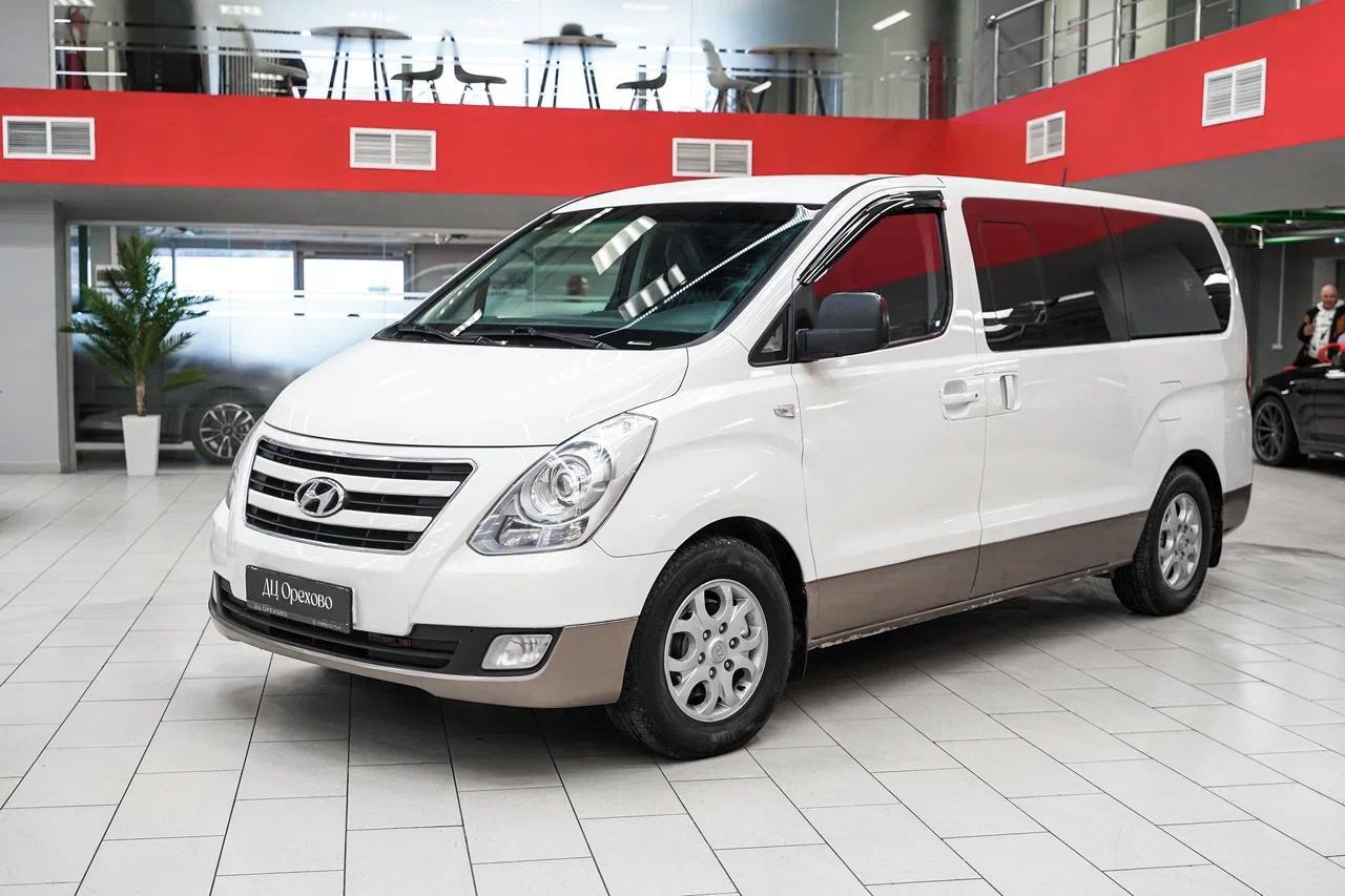 Hyundai H-1 2015, белый, ДЦ Орехово