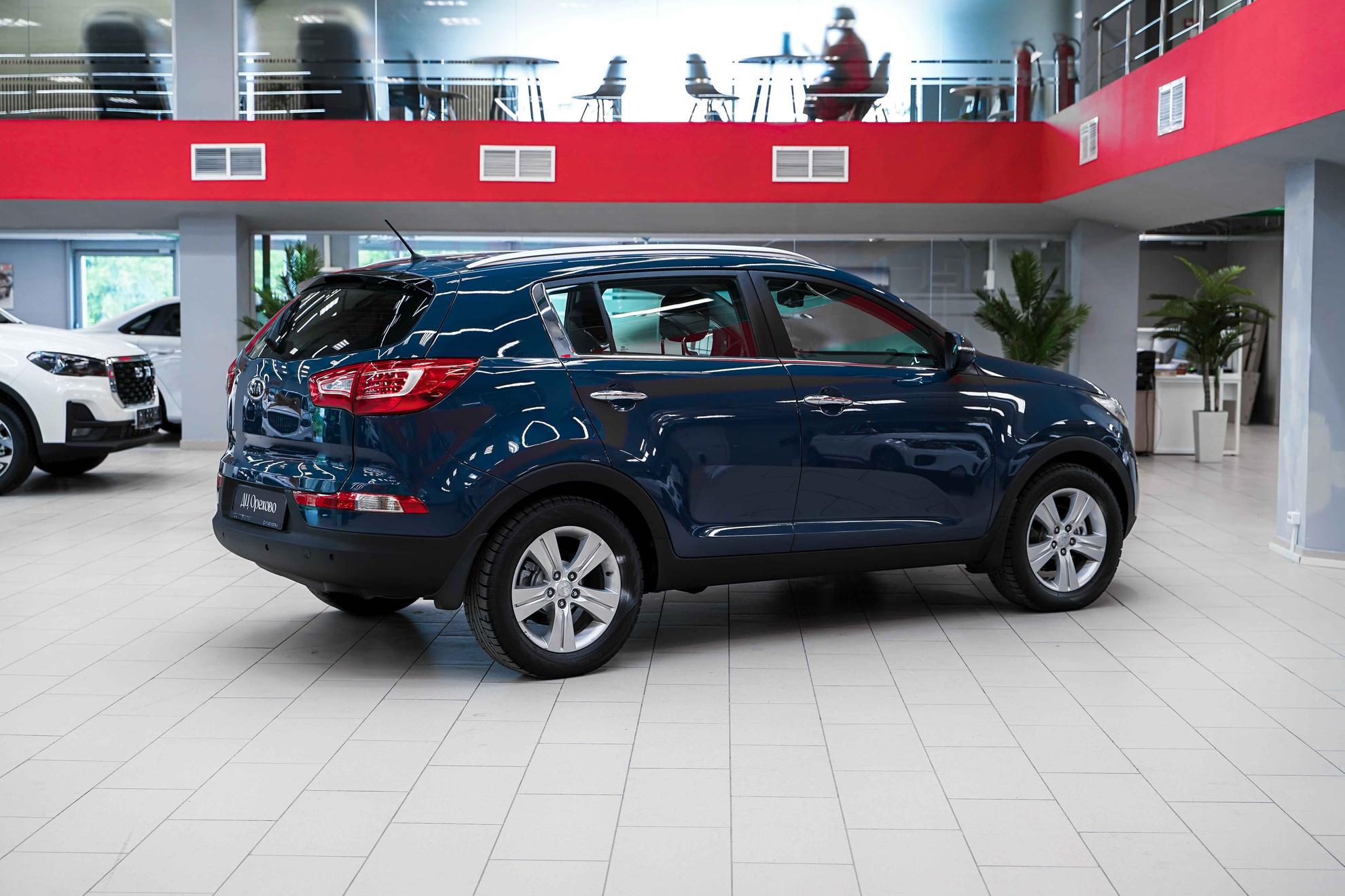 Kia Sportage 2012, синий, ДЦ Орехово
