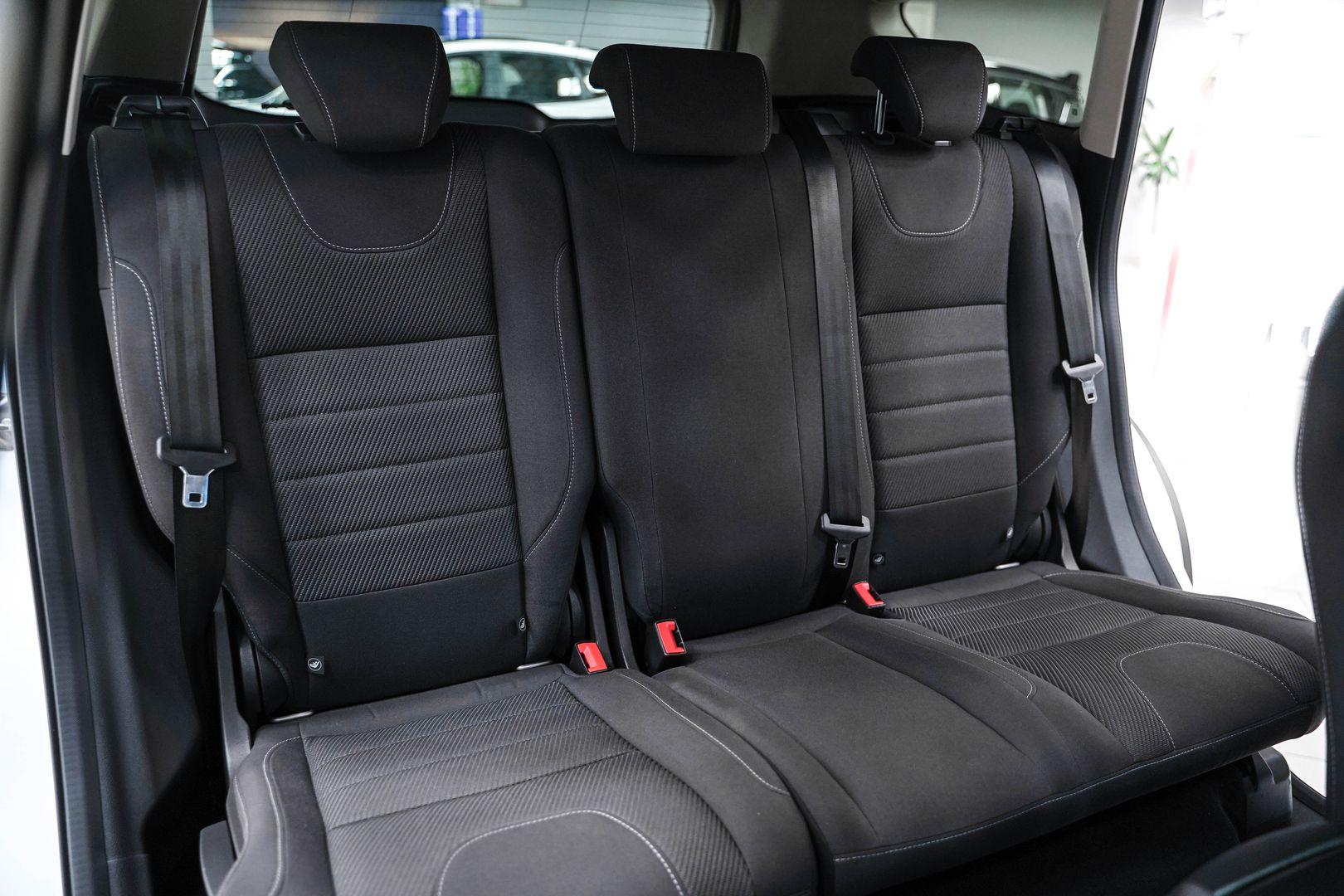 Ford Kuga 2015, белый, ДЦ Орехово