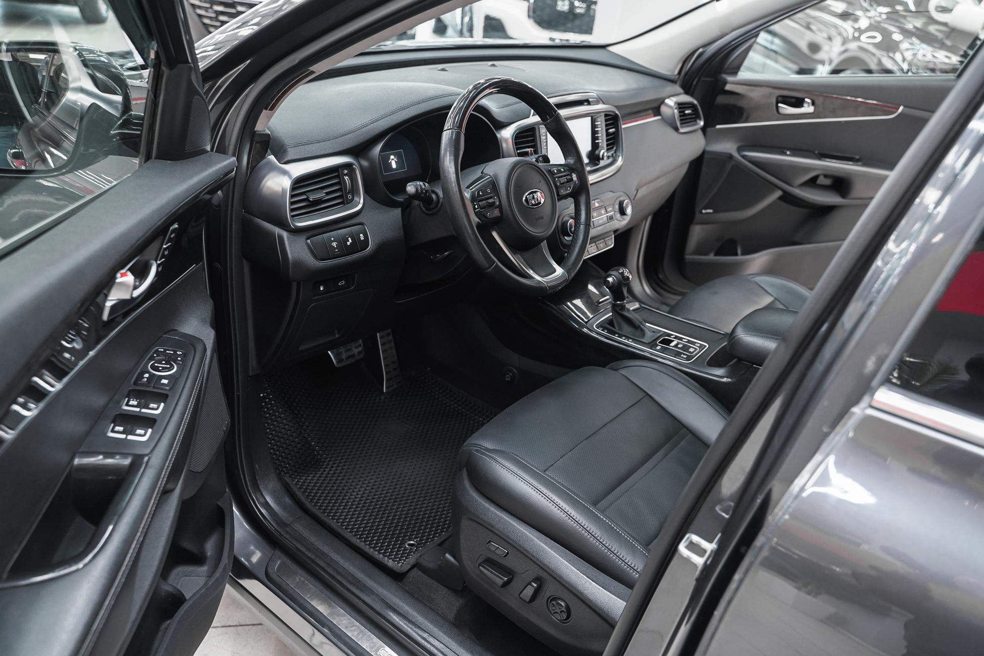 Kia Sorento 2016, серый, ДЦ Орехово