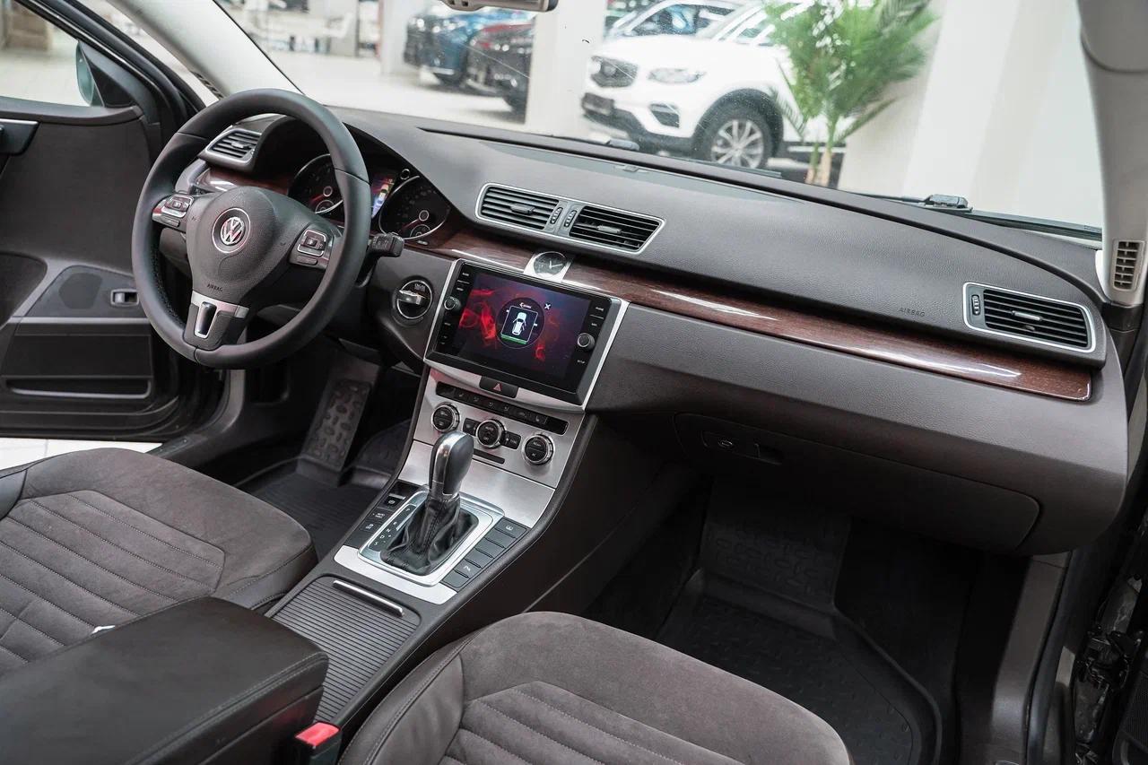 Volkswagen Passat 2012, коричневый, ДЦ Орехово