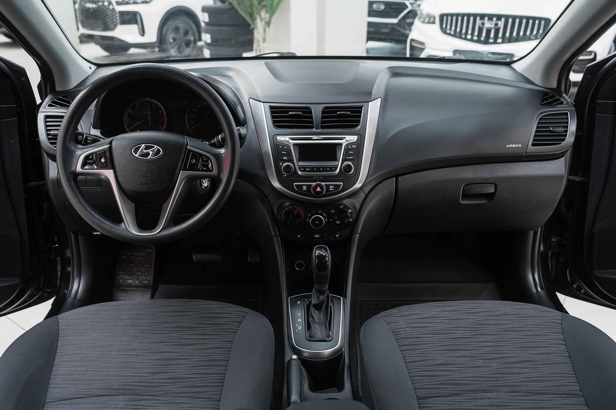 Hyundai Solaris 2015, черный, ДЦ Орехово