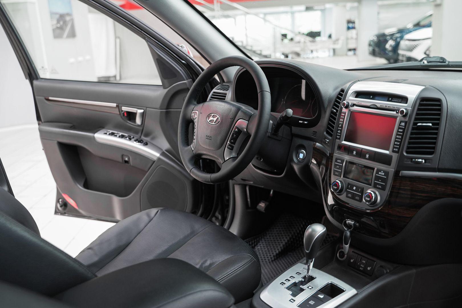 Hyundai Santa Fe 2011, черный, ДЦ Орехово