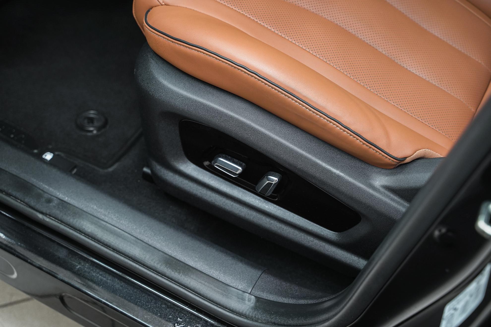 Omoda C5 2023, черный, ДЦ Орехово