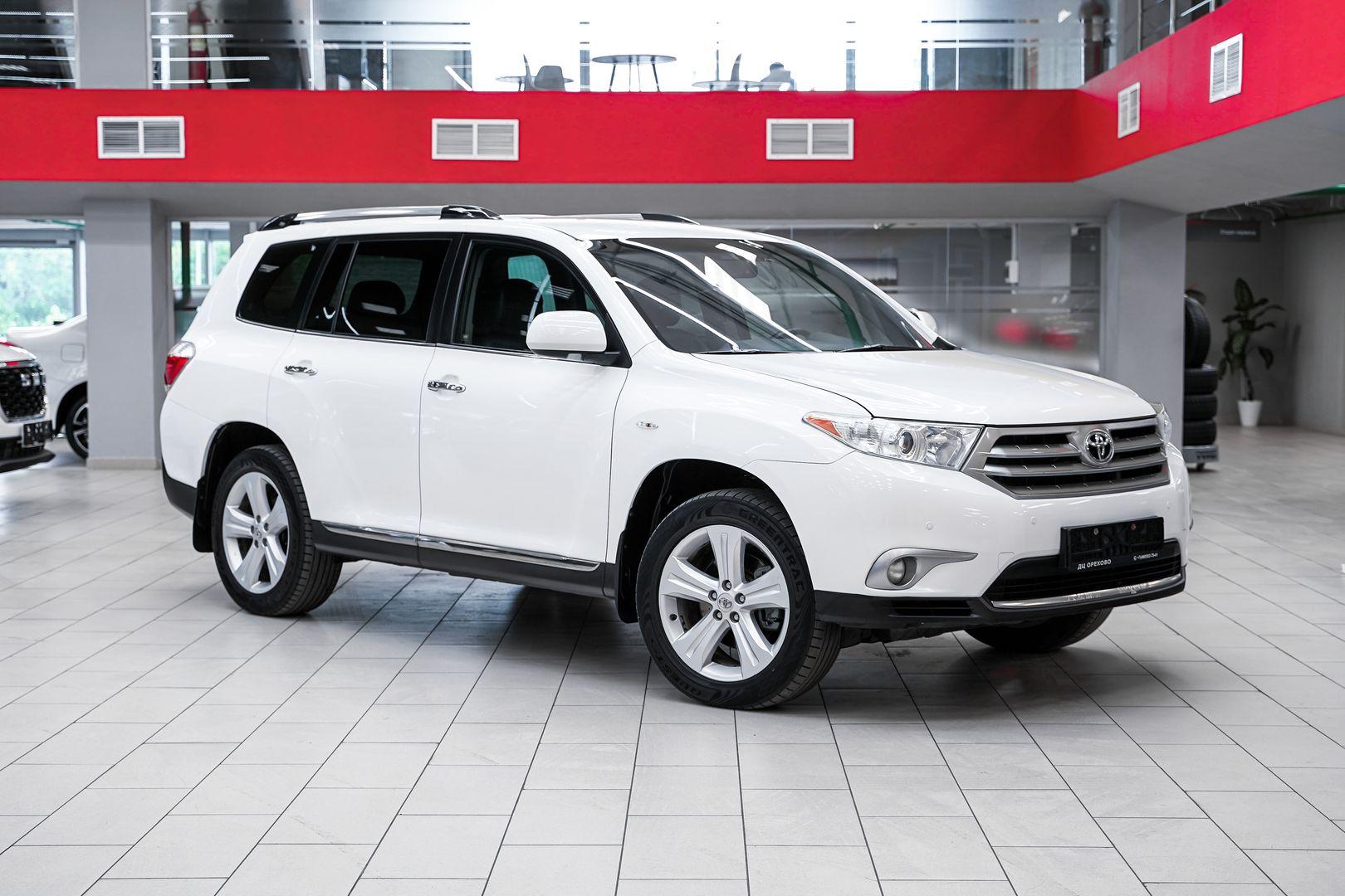 Toyota Highlander 2011, белый, ДЦ Орехово