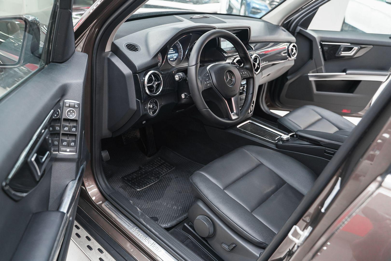 Mercedes-Benz GLK-Класс 2013, коричневый, ДЦ Орехово