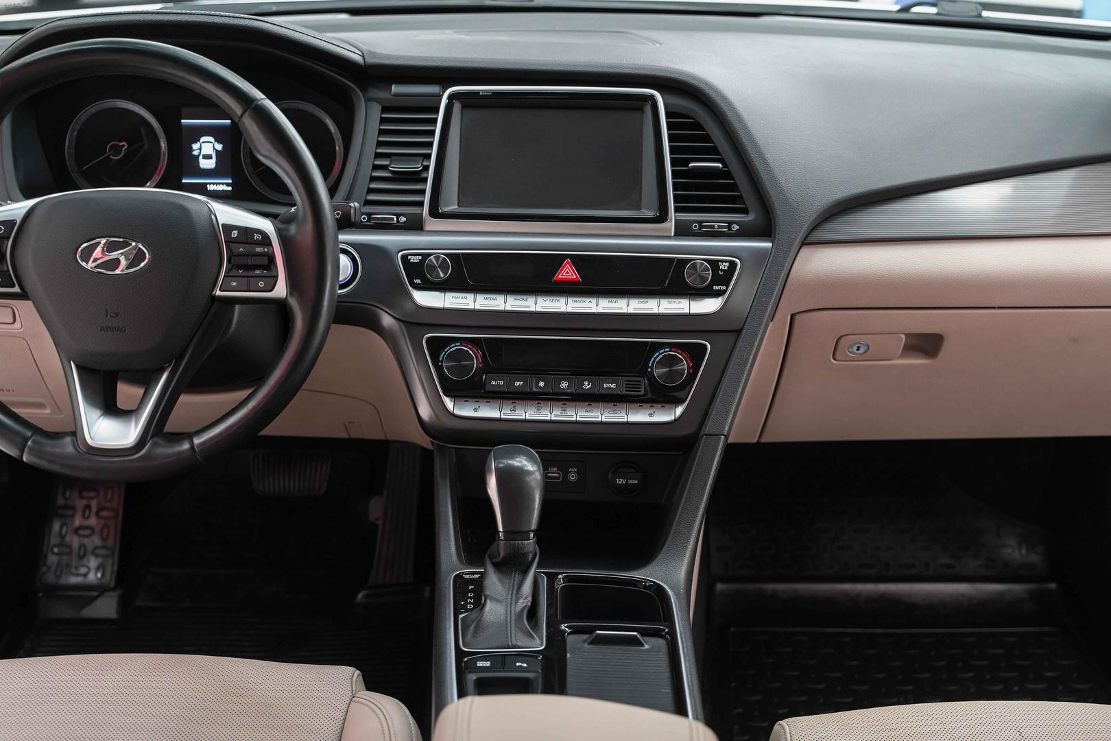 Hyundai Sonata 2019, белый, ДЦ Орехово