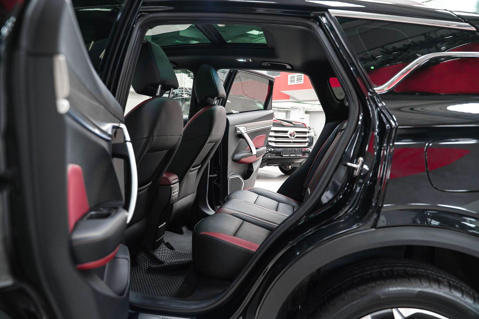 Geely Coolray 2021, черный, ДЦ Орехово