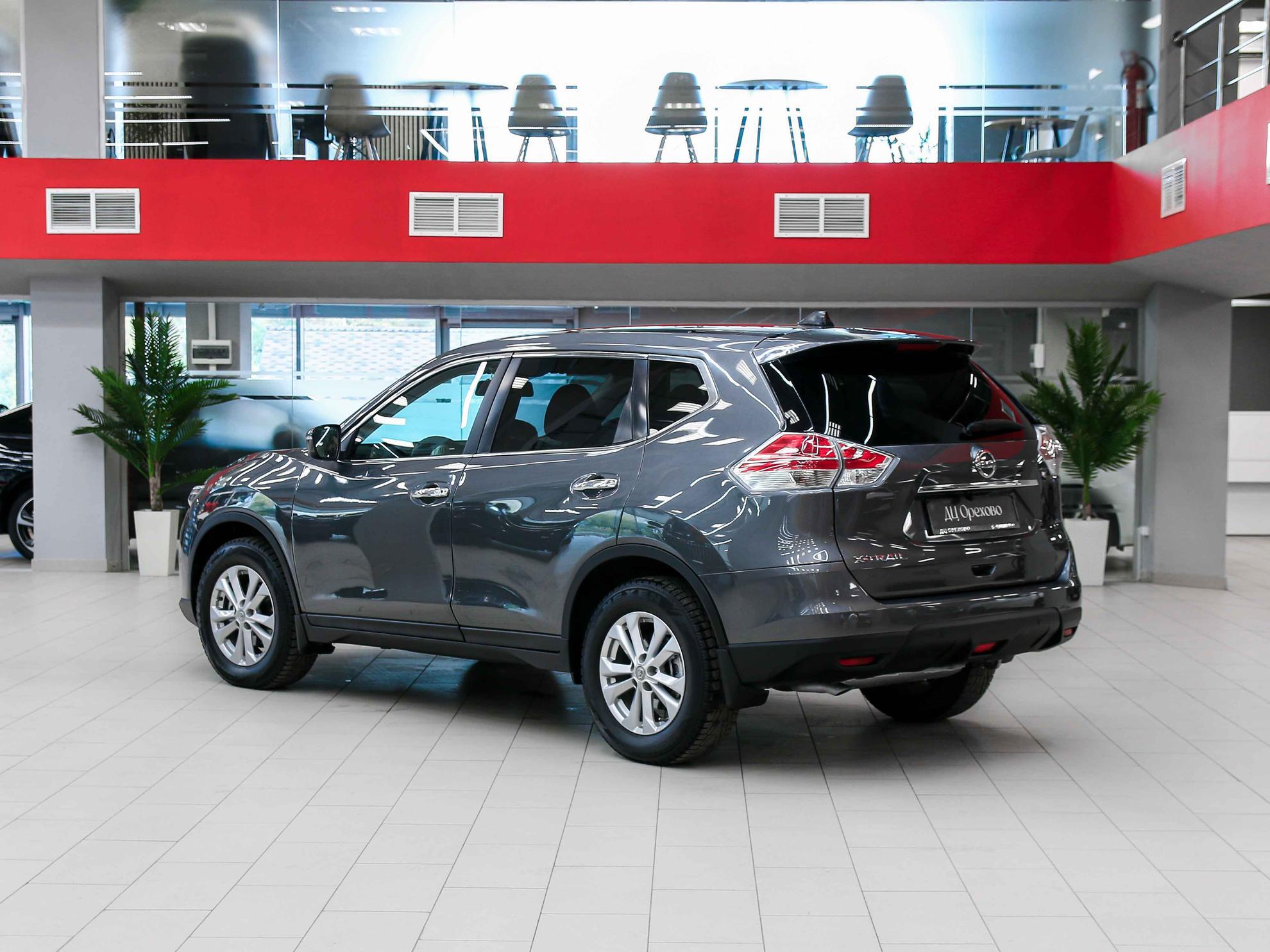 Nissan X-Trail 2015, серый, ДЦ Орехово