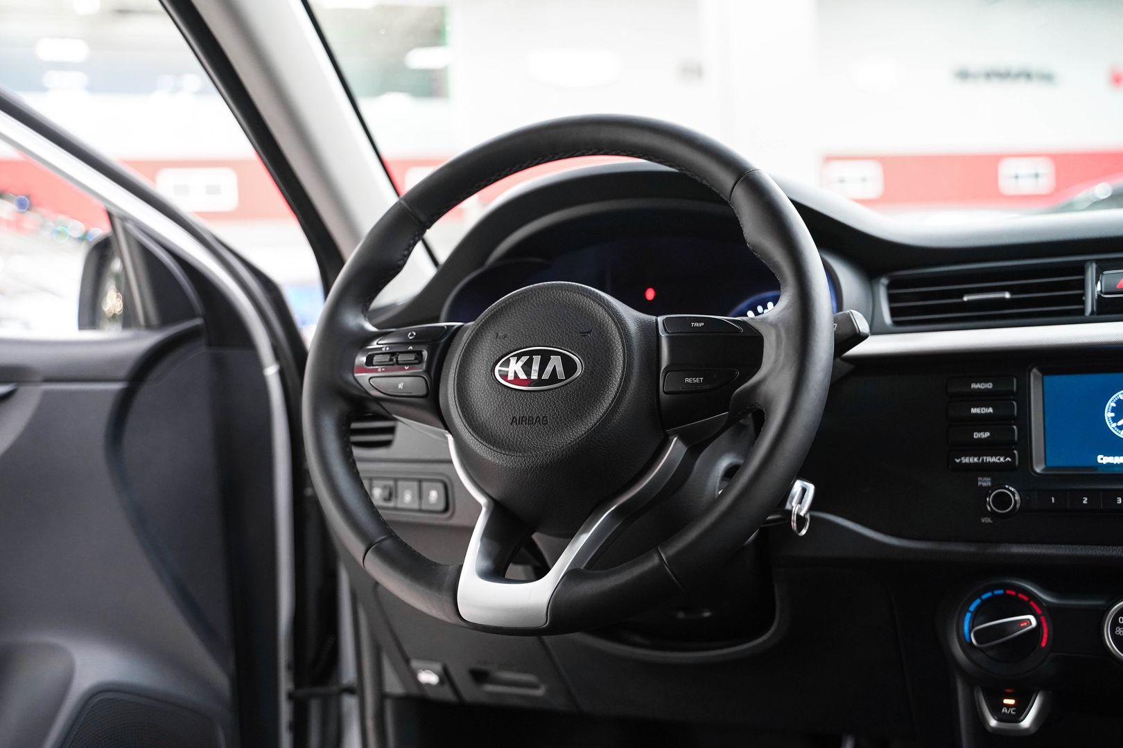 Kia Rio 2017, серебряный, ДЦ Орехово