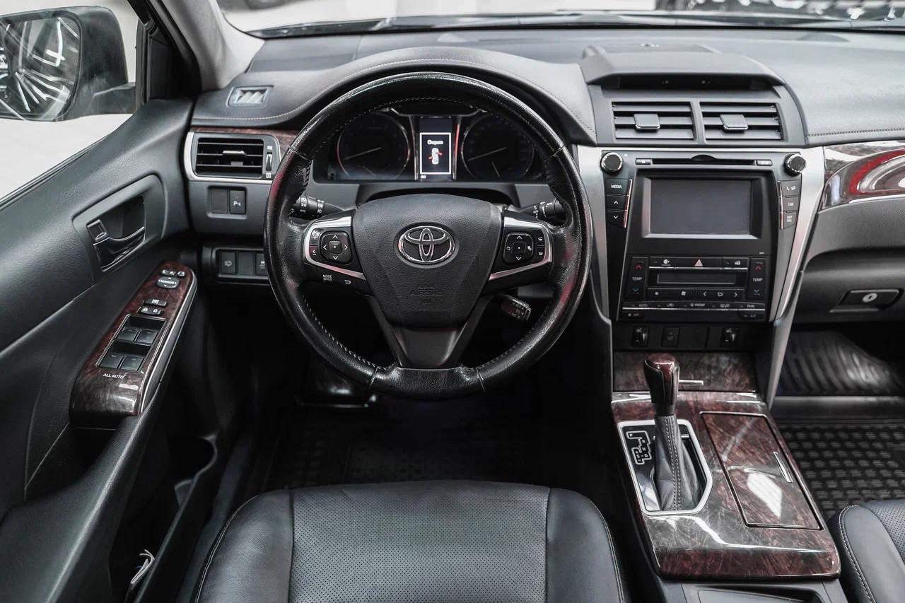 Toyota Camry 2017, черный, ДЦ Орехово