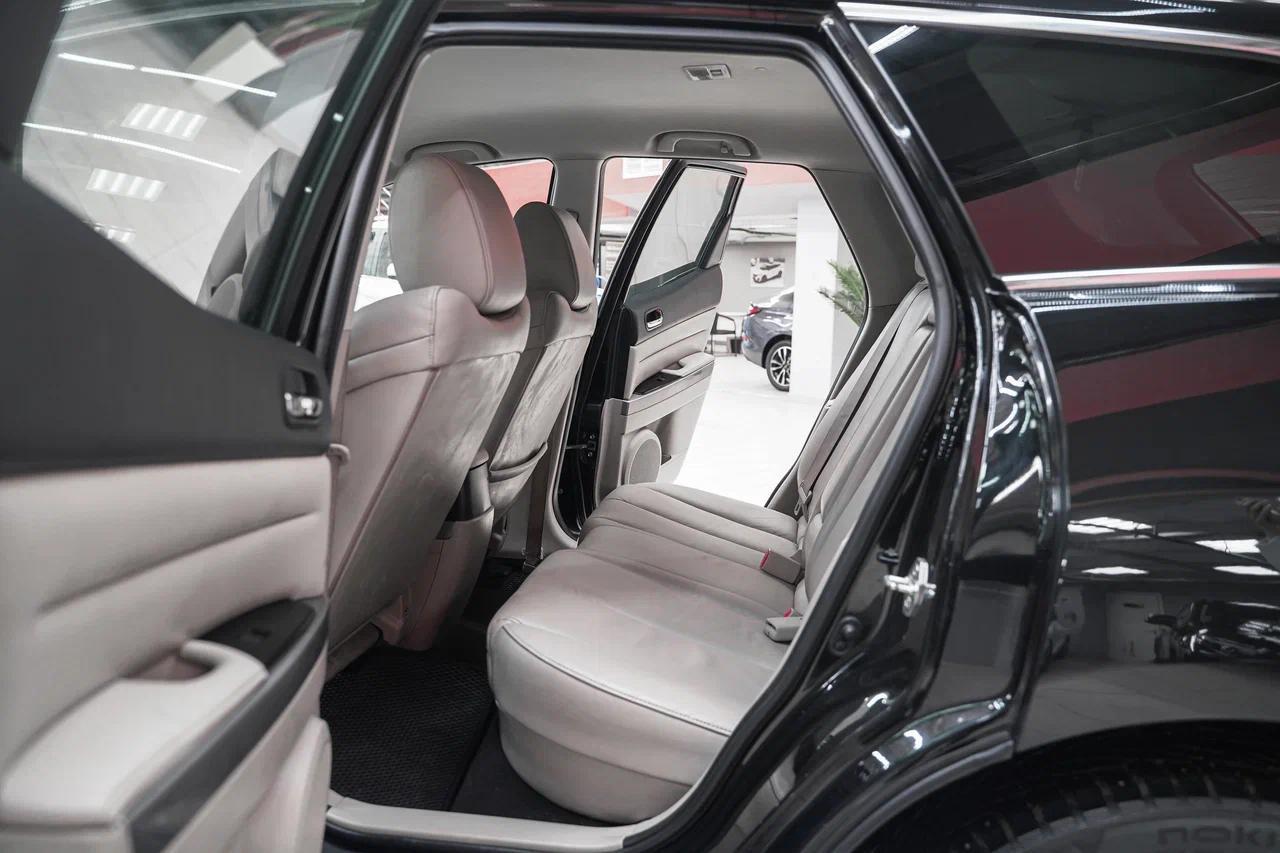 Mazda CX-7 2011, черный, ДЦ Орехово