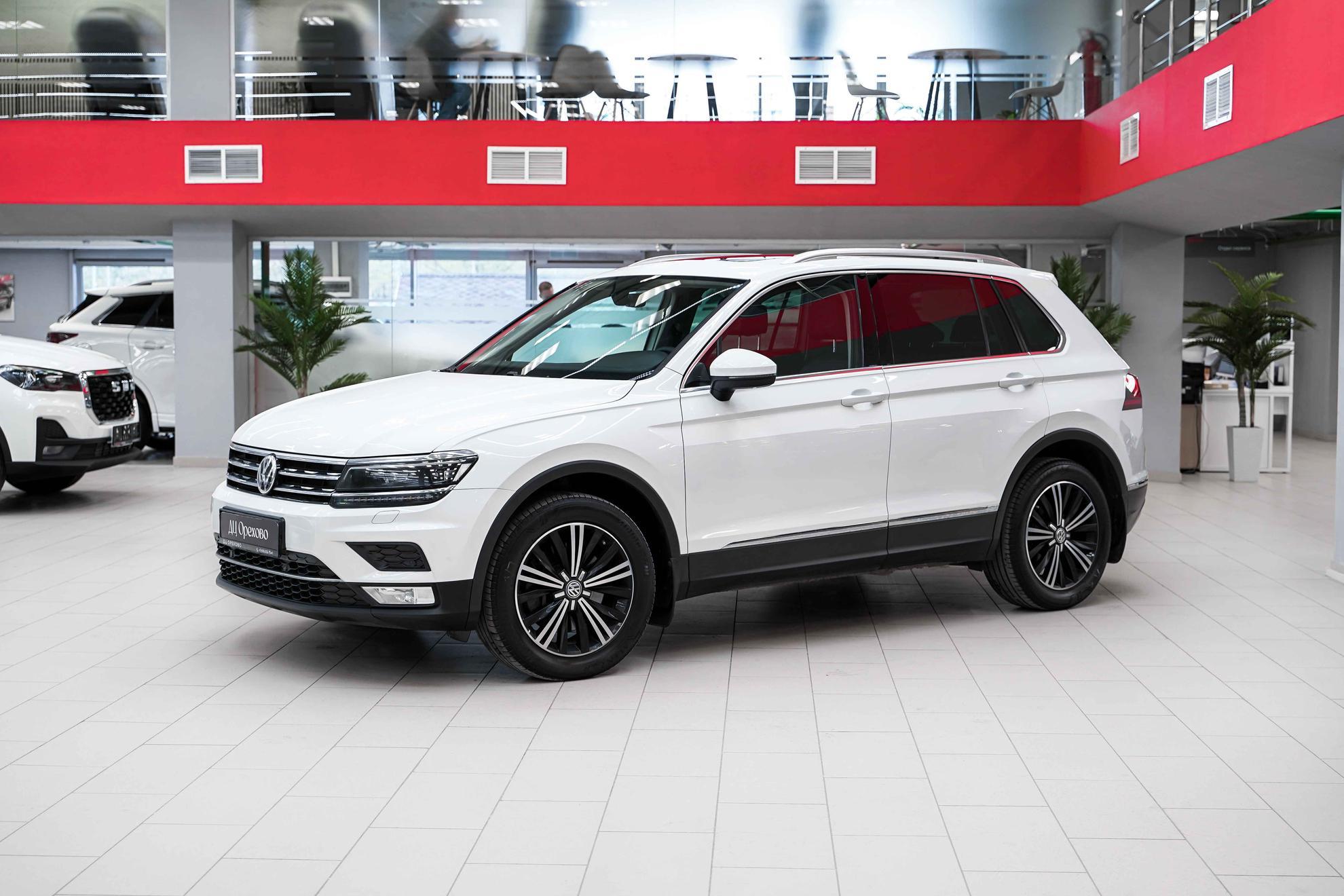 Volkswagen Tiguan 2017, белый, ДЦ Орехово