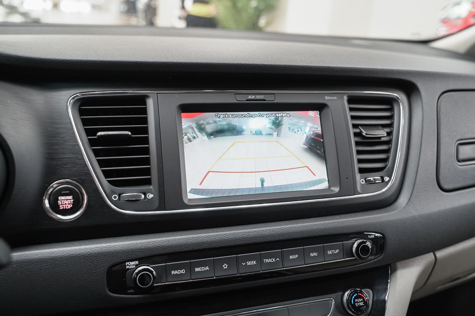 Kia Carnival 2019, белый, ДЦ Орехово