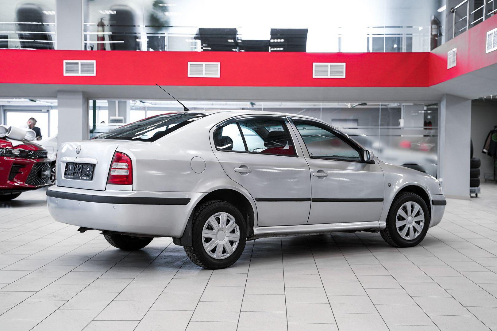 Skoda Octavia 2008, серебряный, ДЦ Орехово