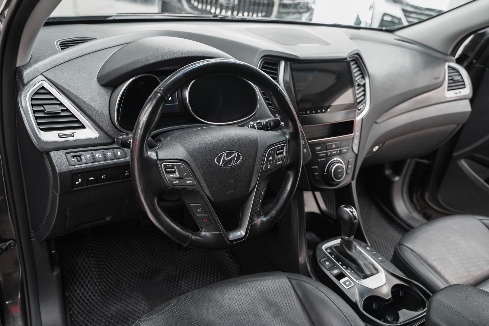 Hyundai Santa Fe 2016, коричневый, ДЦ Орехово