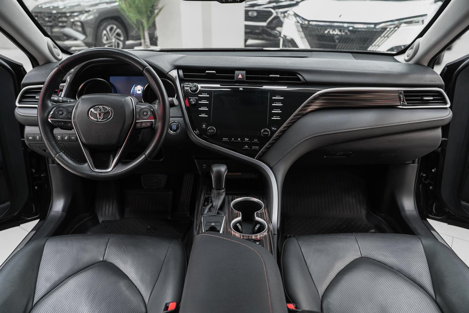 Toyota Camry 2020, черный, ДЦ Орехово