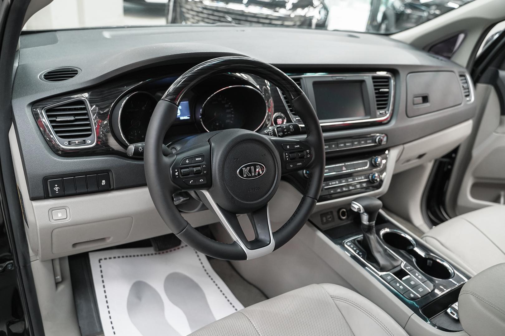 Kia Carnival 2019, черный, ДЦ Орехово