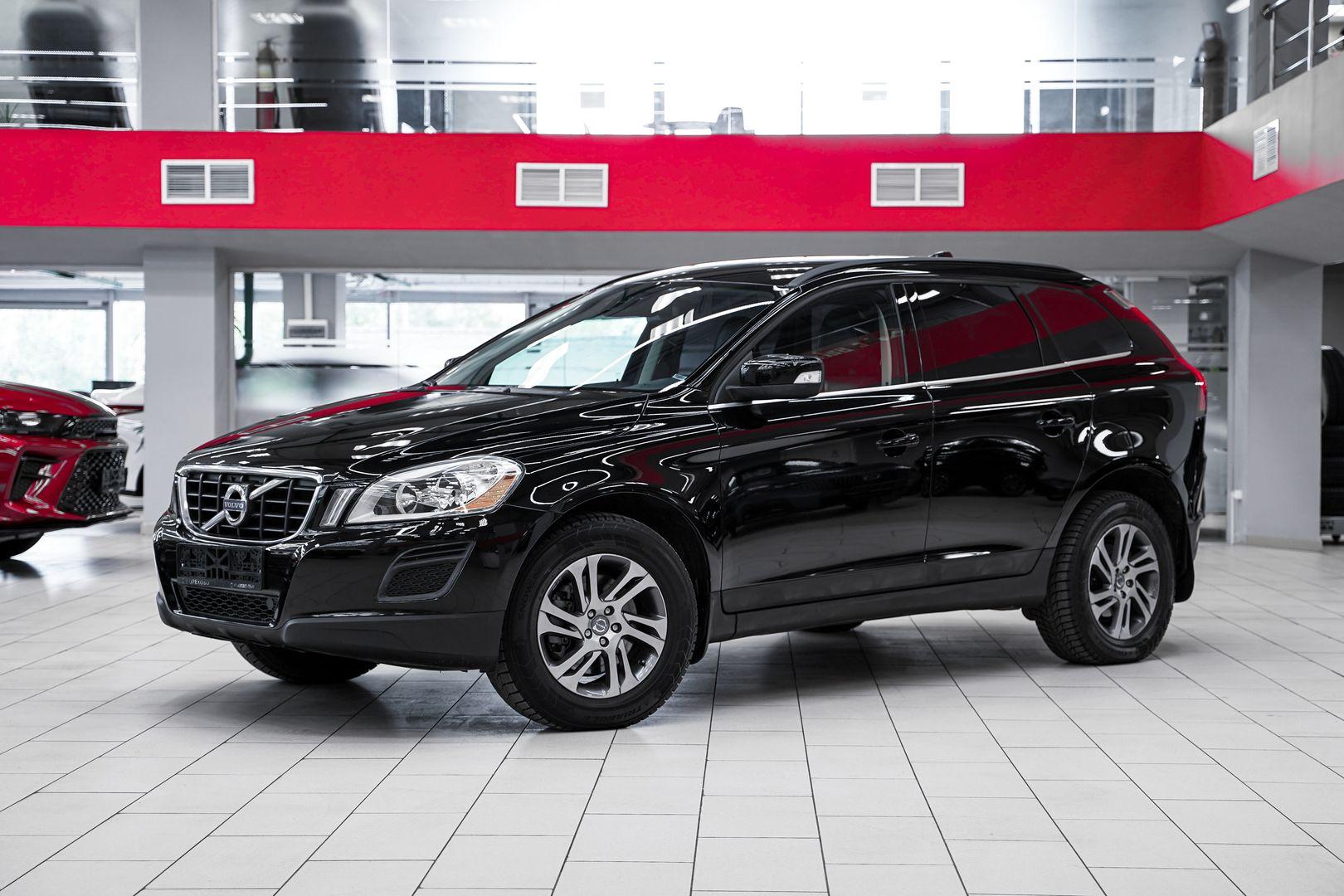 Volvo XC60 2012, черный, ДЦ Орехово