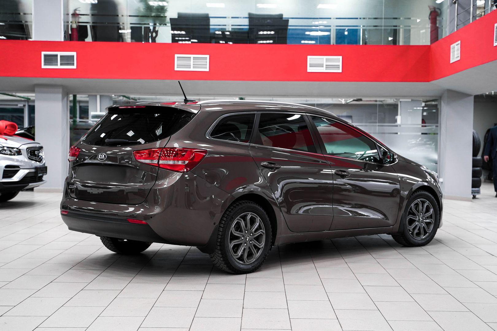 Kia Ceed 2016, коричневый, ДЦ Орехово