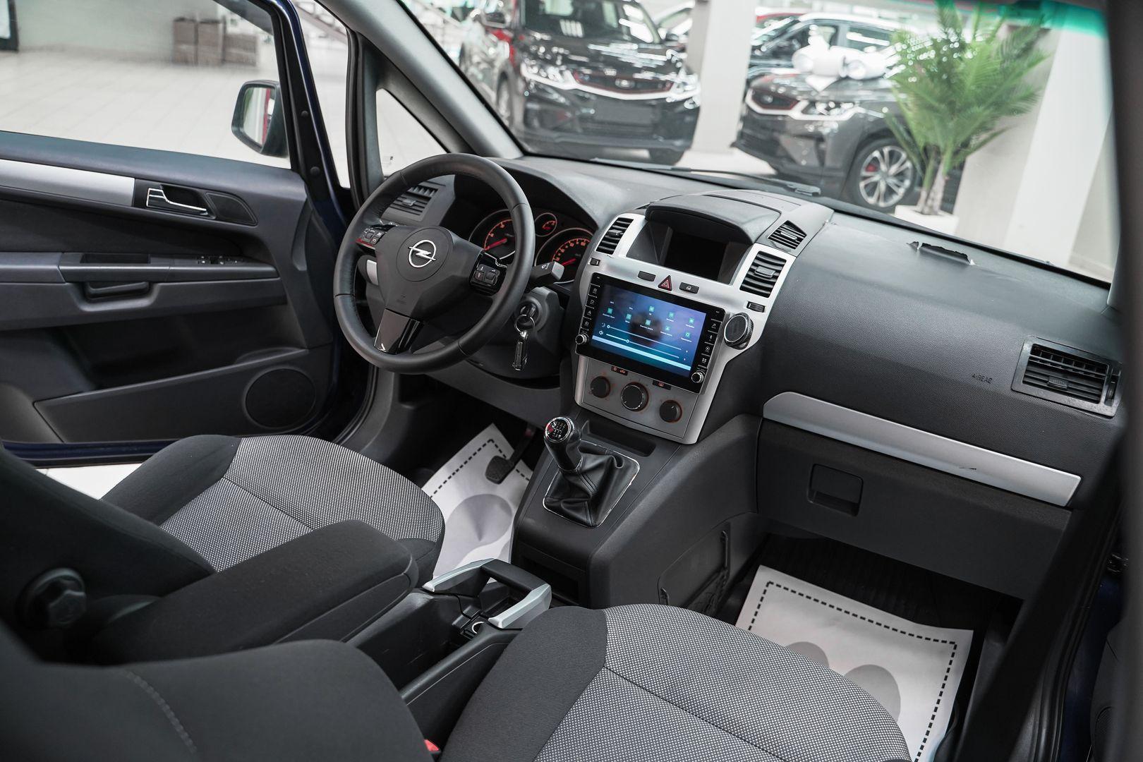 Opel Zafira 2009, синий, ДЦ Орехово