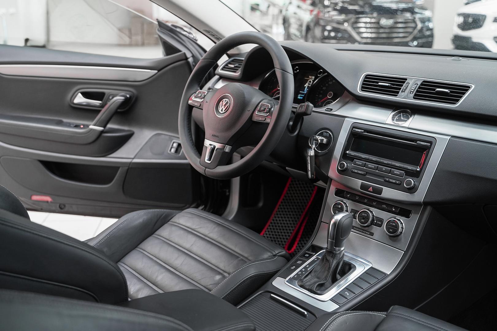 Volkswagen Passat CC 2012, черный, ДЦ Орехово