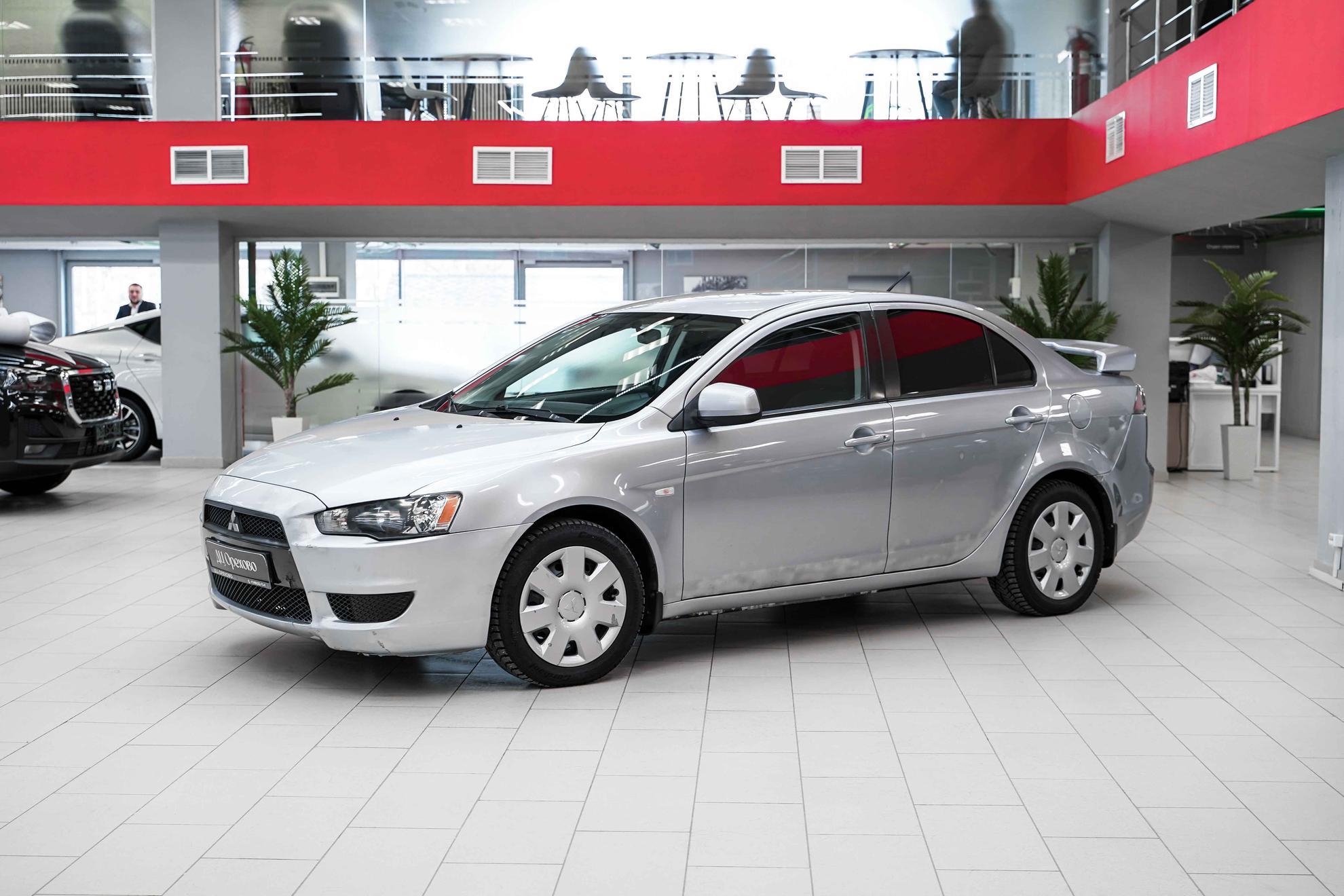 Mitsubishi Lancer 2010, серый, ДЦ Орехово