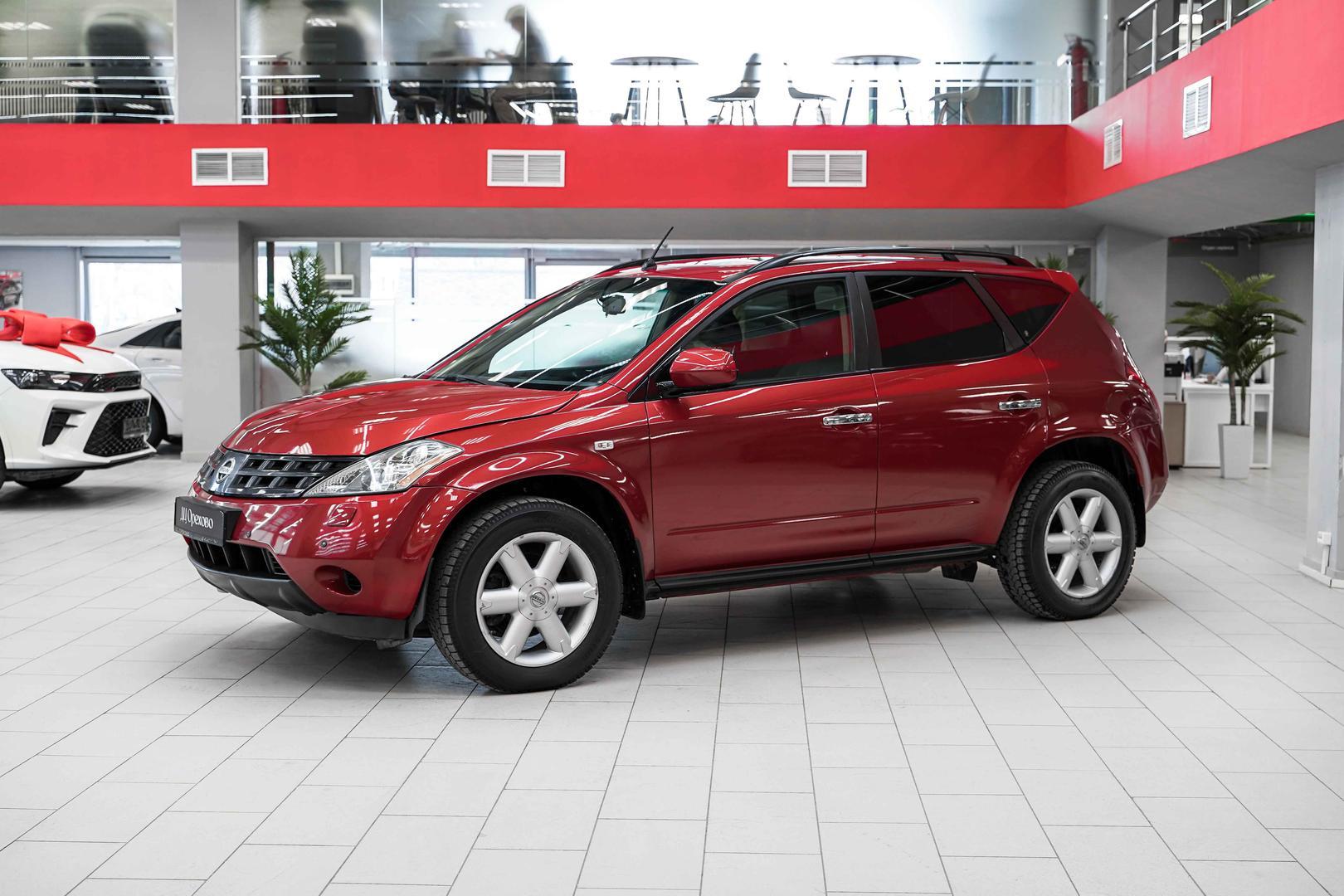 Nissan Murano 2006, красный, ДЦ Орехово