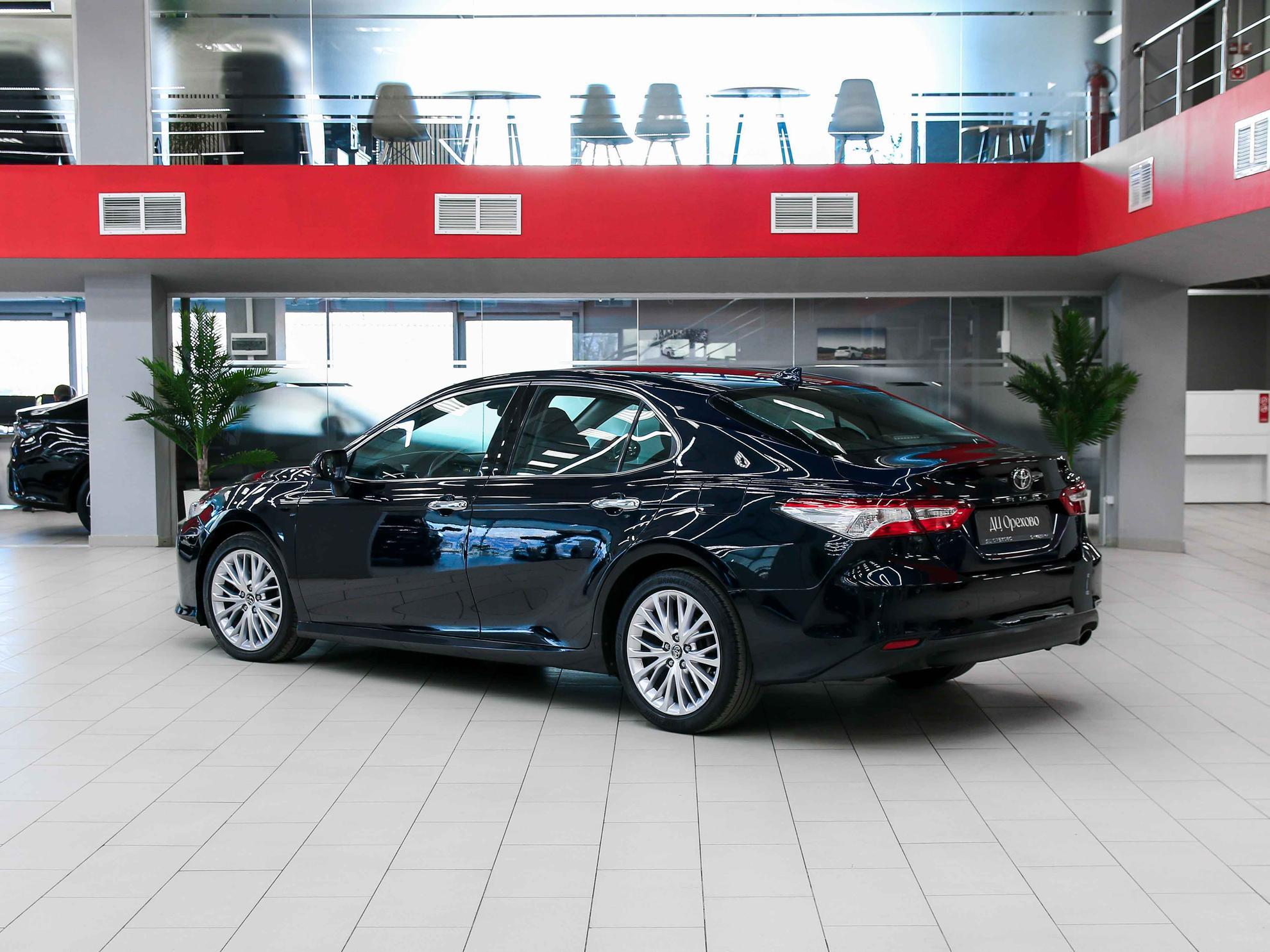 Toyota Camry 2018, синий, ДЦ Орехово