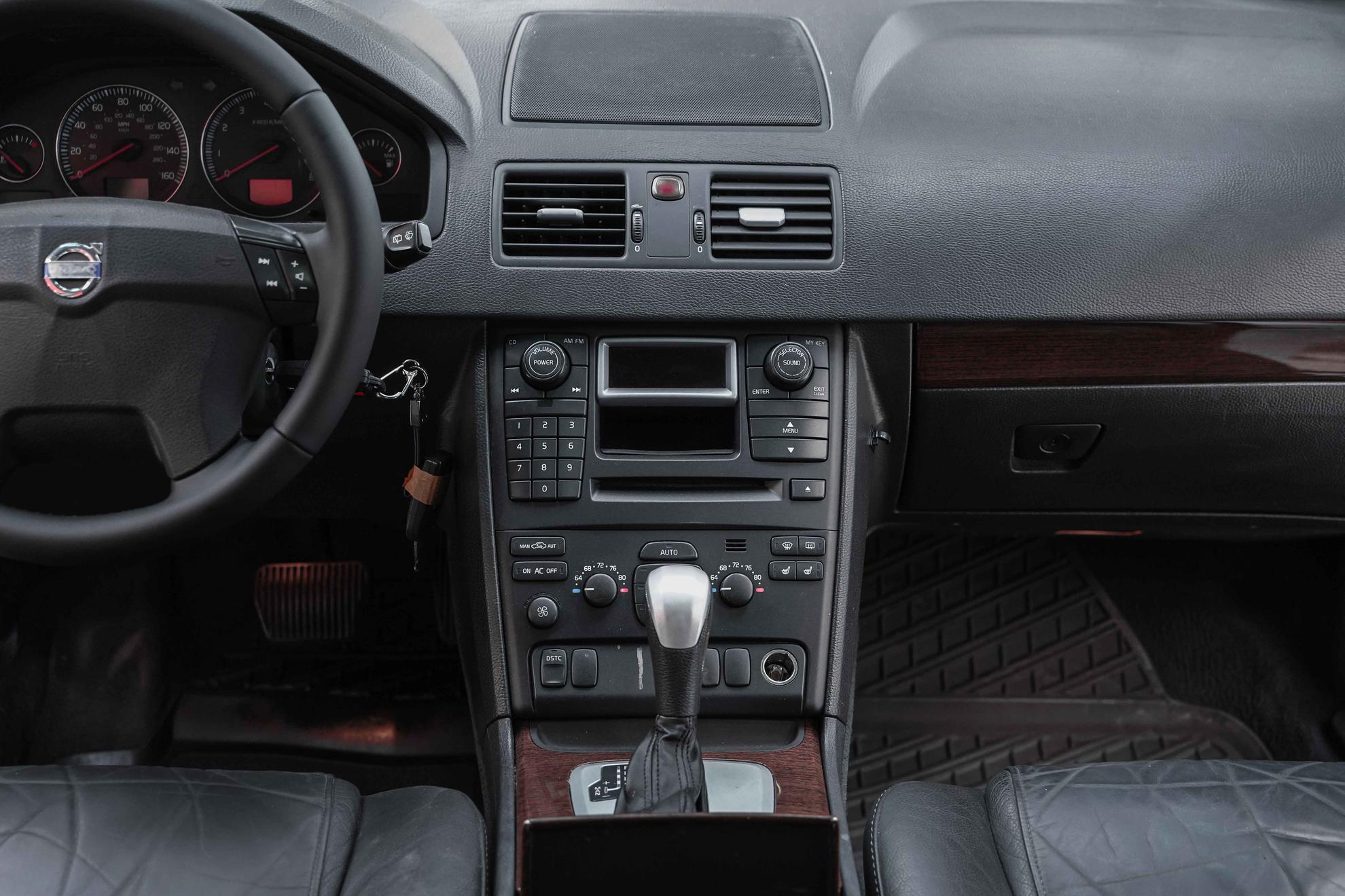 Volvo XC90 2003, серый, ДЦ Орехово