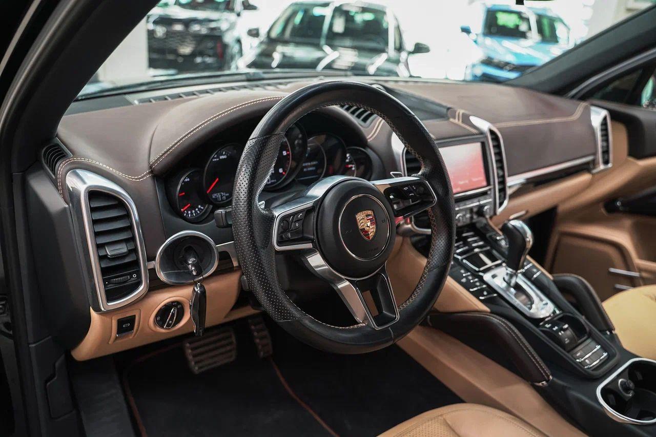 Porsche Cayenne 2014, черный, ДЦ Орехово