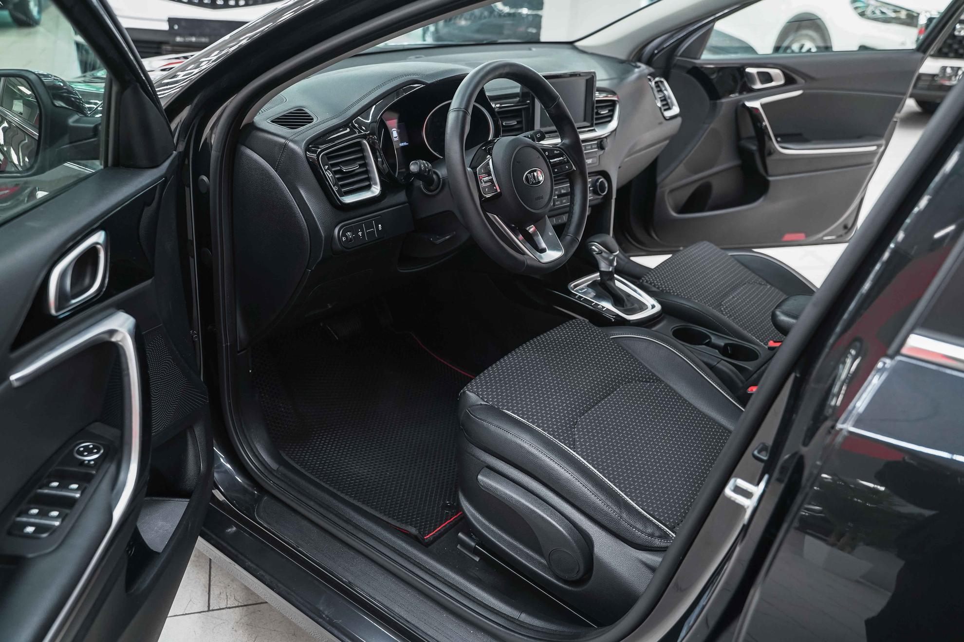 Kia Ceed 2018, черный, ДЦ Орехово