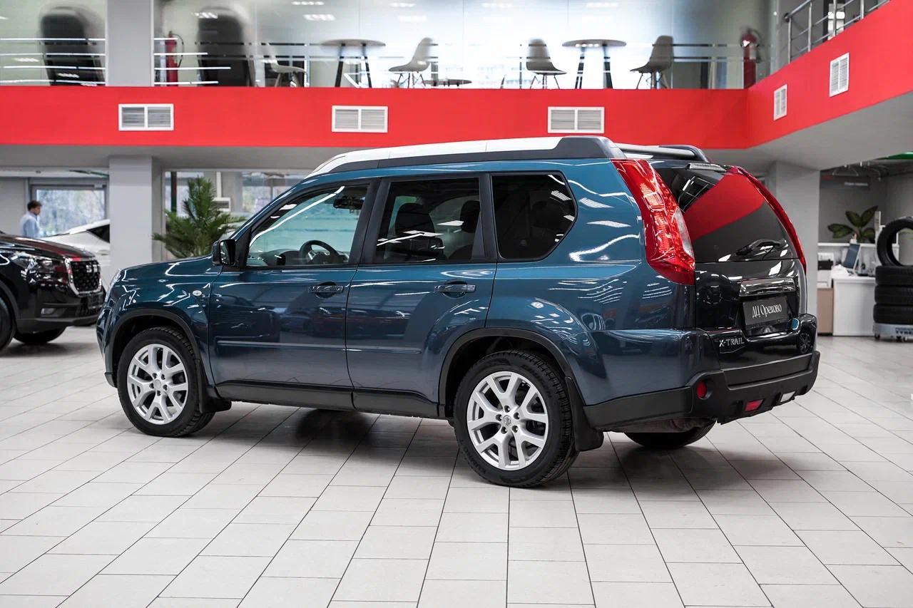 Nissan X-Trail 2014, синий, ДЦ Орехово
