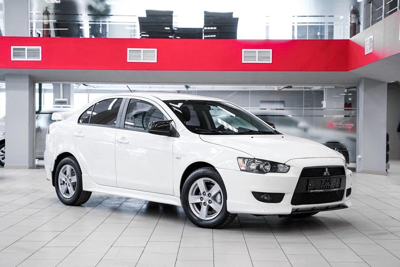 Mitsubishi Lancer 2008, белый, ДЦ Орехово