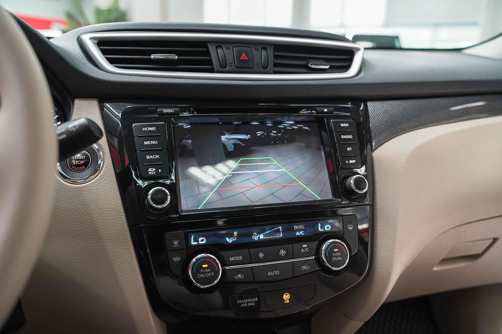 Nissan X-Trail 2015, черный, ДЦ Орехово