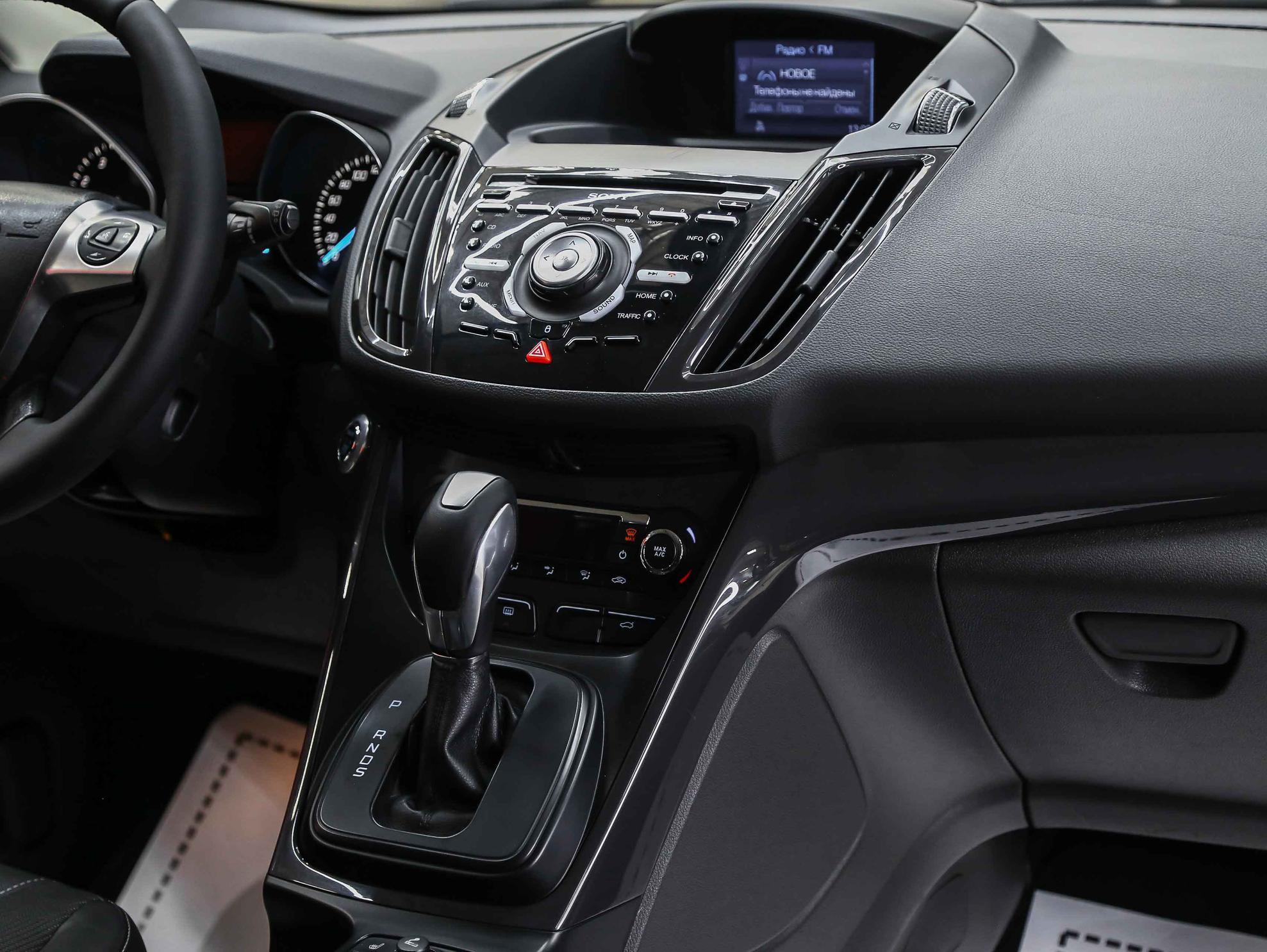 Ford Kuga 2014, черный, ДЦ Орехово