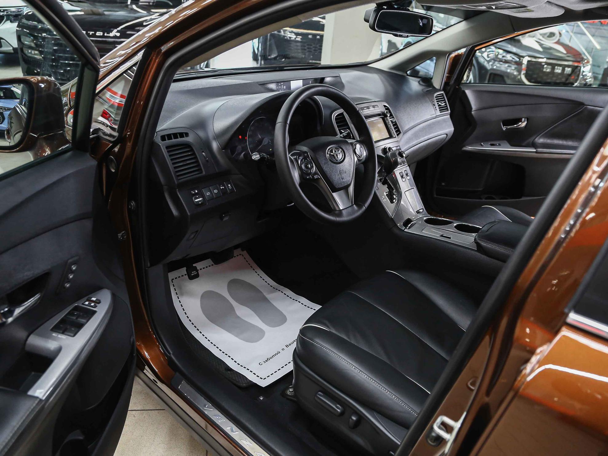 Toyota Venza 2013, коричневый, ДЦ Орехово
