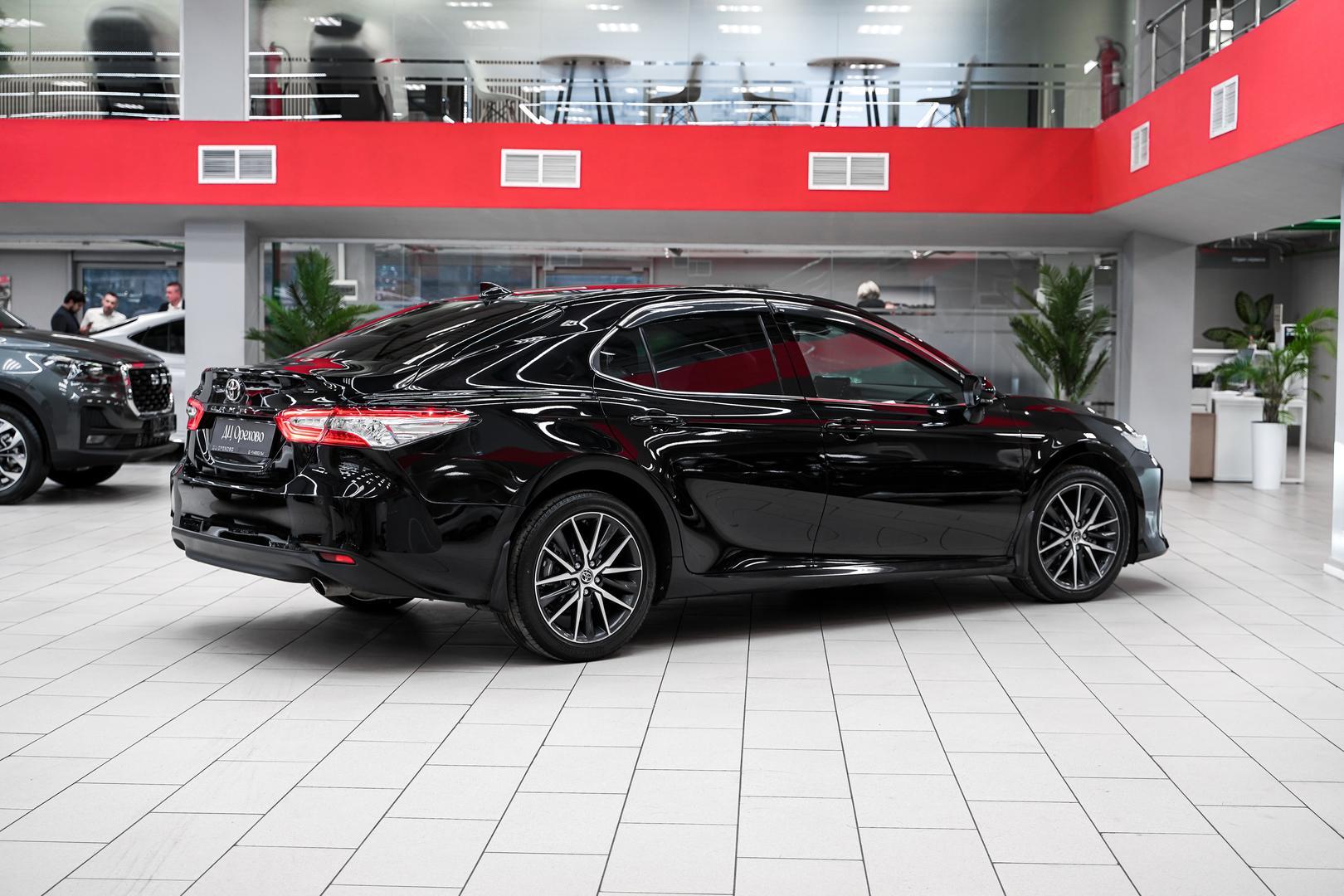 Toyota Camry 2021, черный, ДЦ Орехово