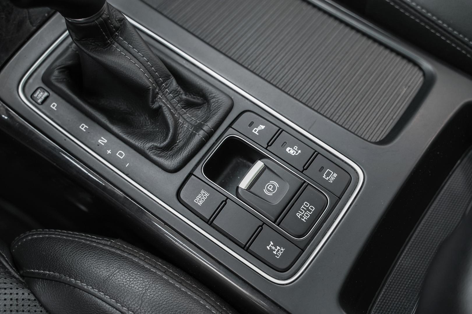Kia Sorento 2016, белый, ДЦ Орехово