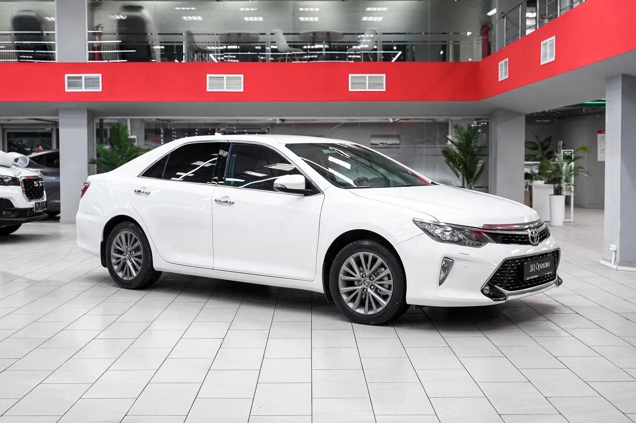 Toyota Camry 2017, белый, ДЦ Орехово