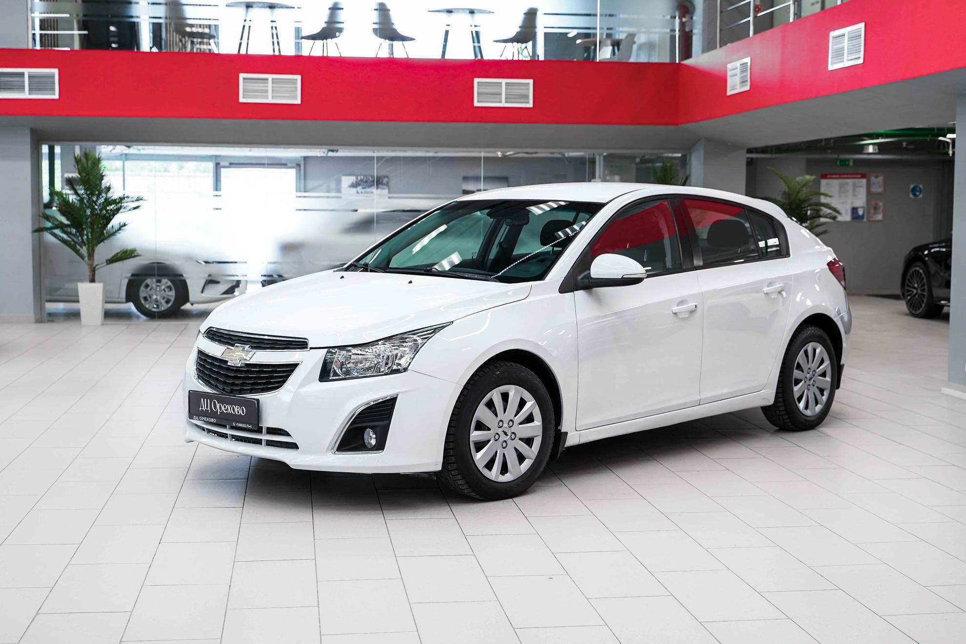 Chevrolet Cruze 2014, белый, ДЦ Орехово