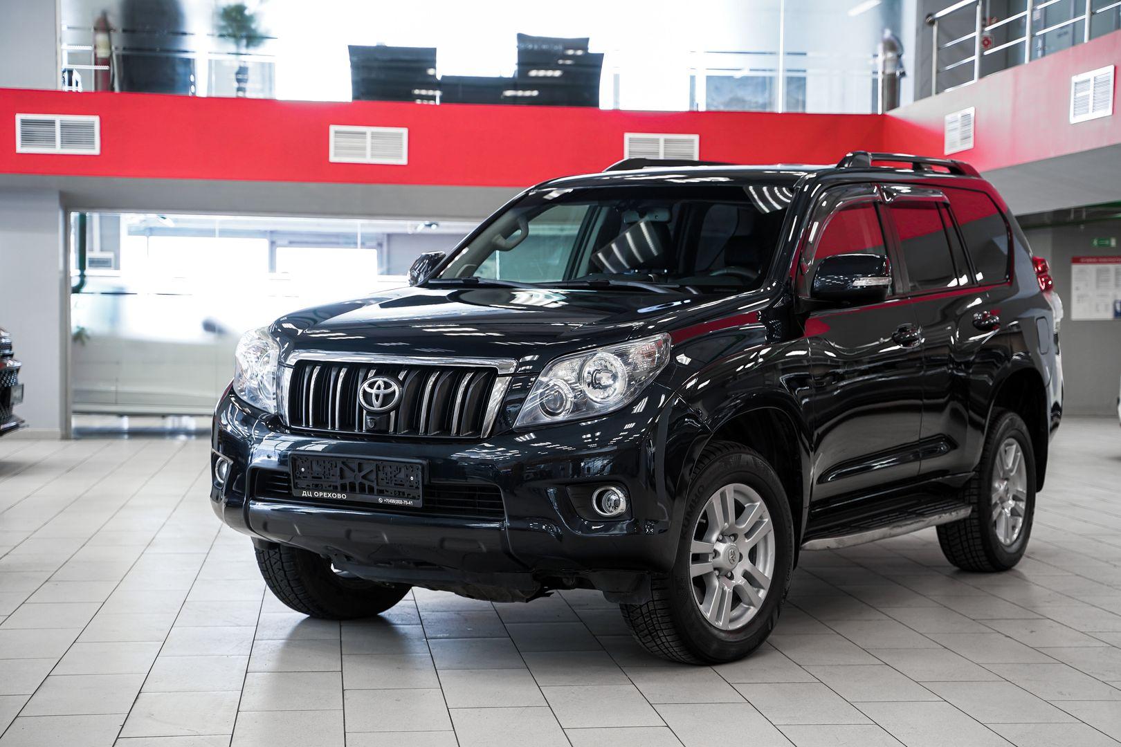 Toyota Land Cruiser Prado 2010, серый, ДЦ Орехово