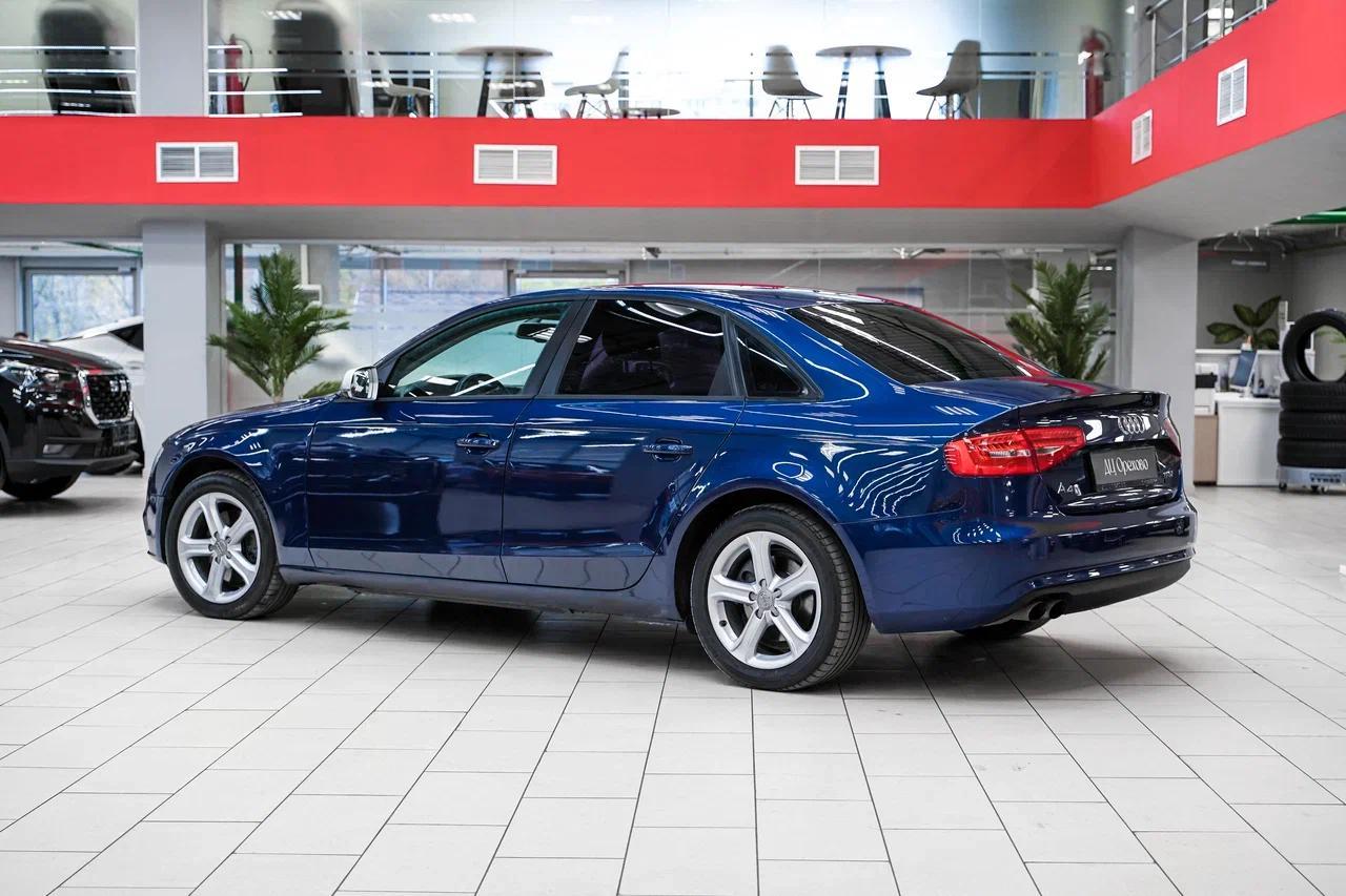 Audi A4 2012, синий, ДЦ Орехово