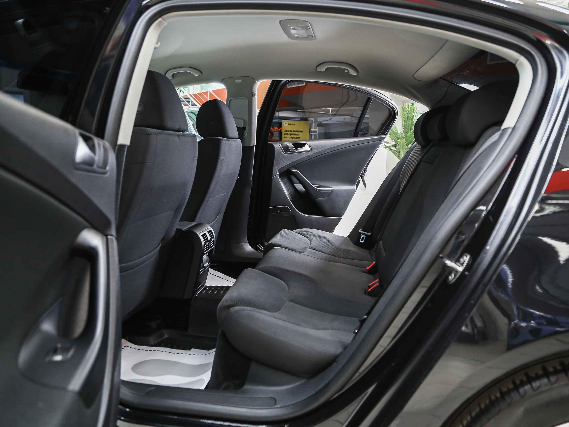 Volkswagen Passat 2009, черный, ДЦ Орехово